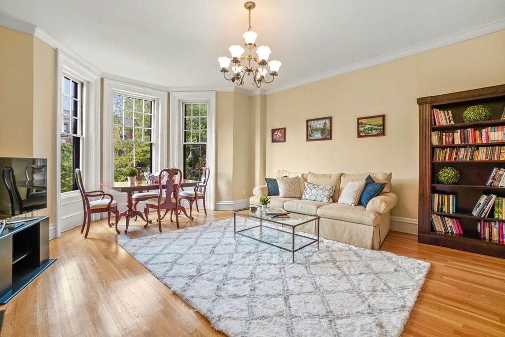383 Beacon St - Photo 1