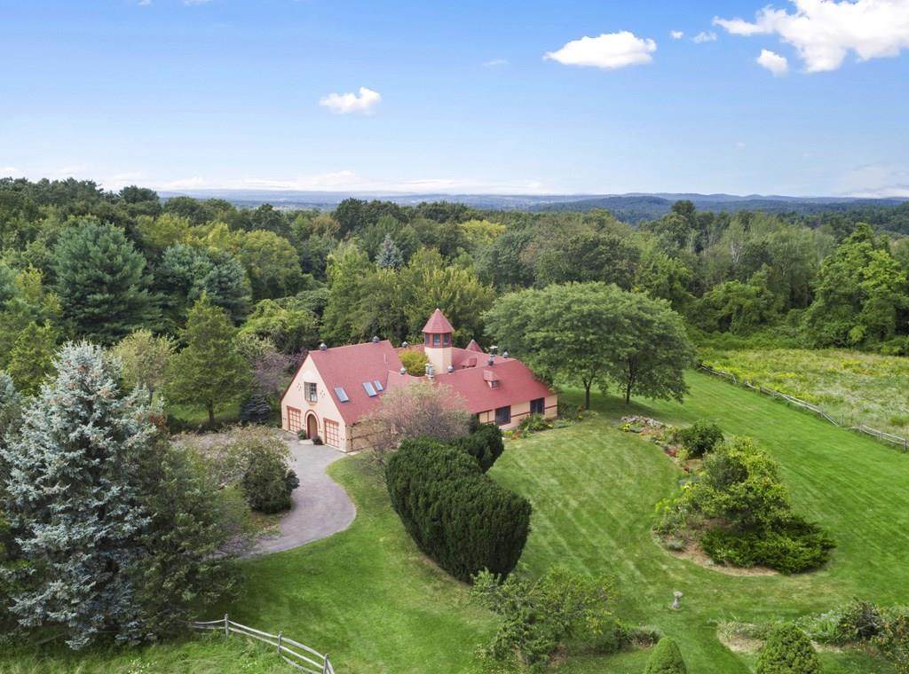 55 Oak Hill Rd - Photo 1