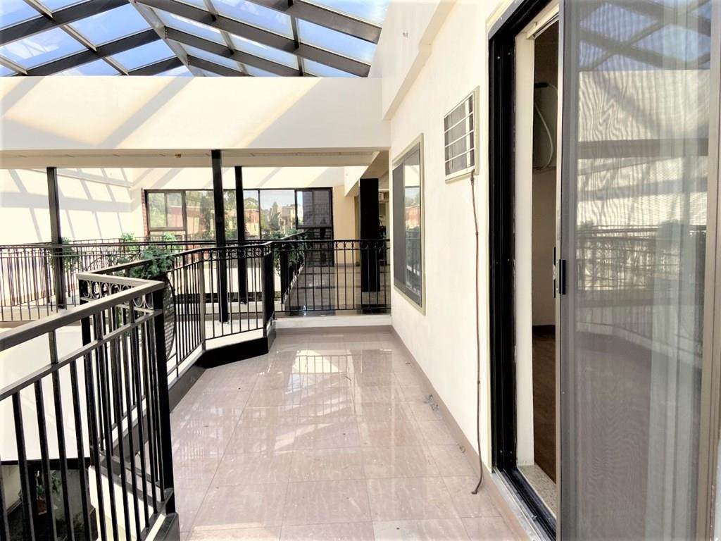373 Highland Ave - Photo 1