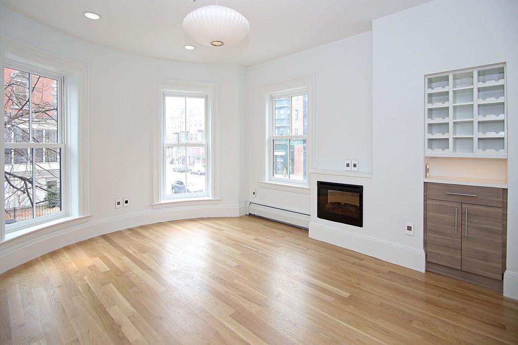 53 Union Park - Photo 1