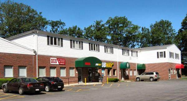 799 Middlesex Tpke - Photo 1