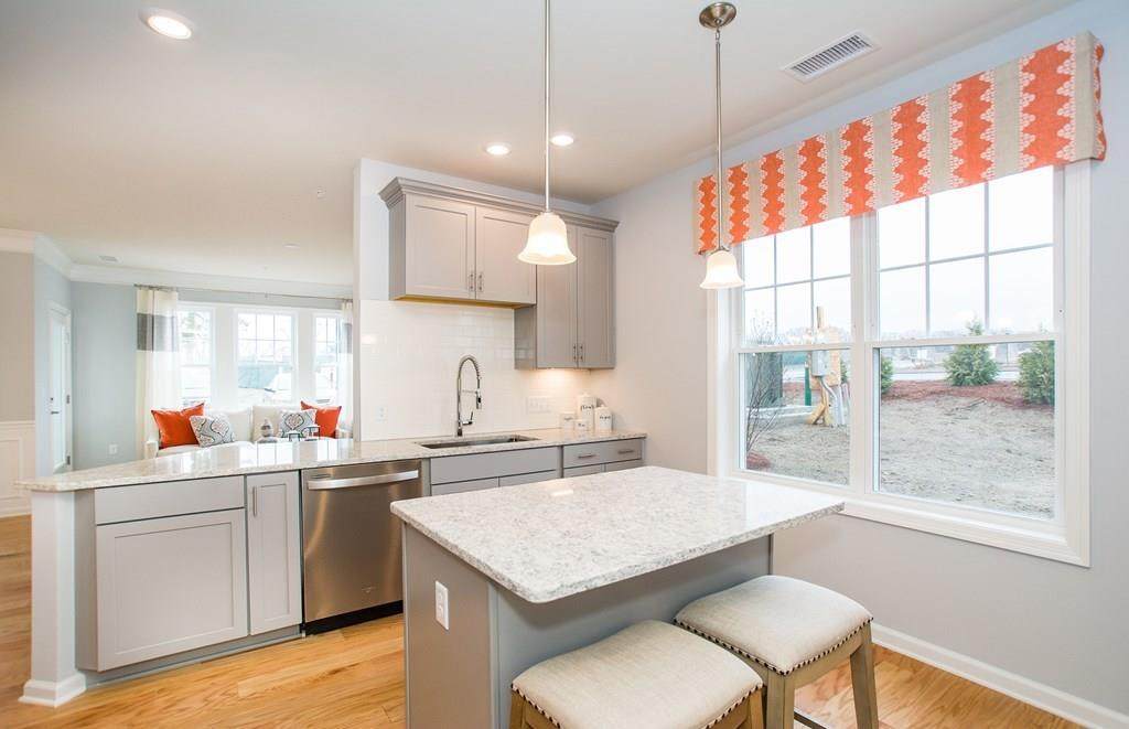 230 Martins Landing - Photo 1