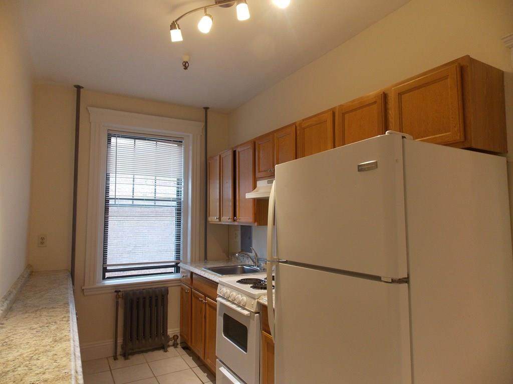 6 Sutherland Road - Photo 1