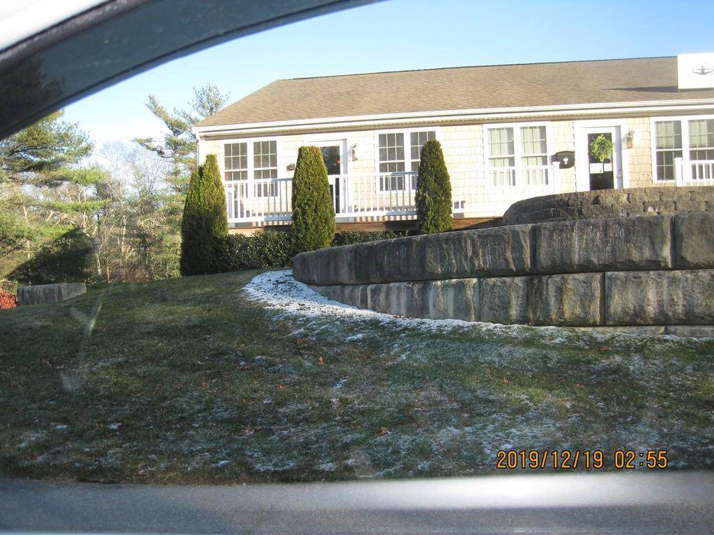 4 Abbey Ln - Photo 1