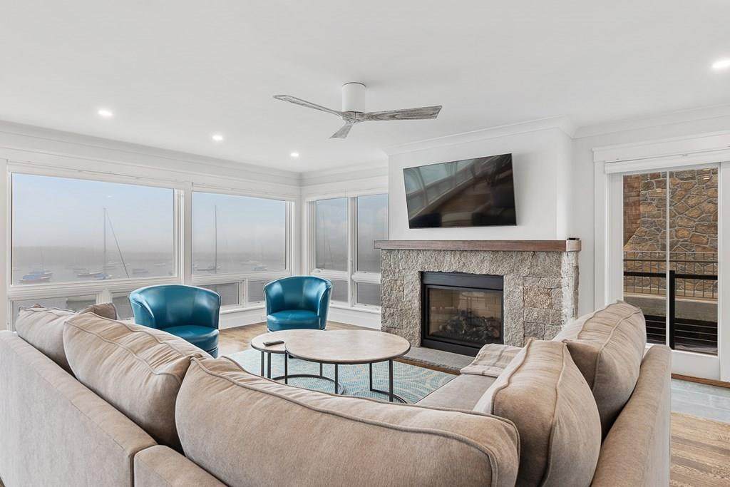 25 Atlantic Ave - Photo 1