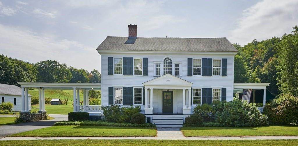 326 Main St - Photo 1