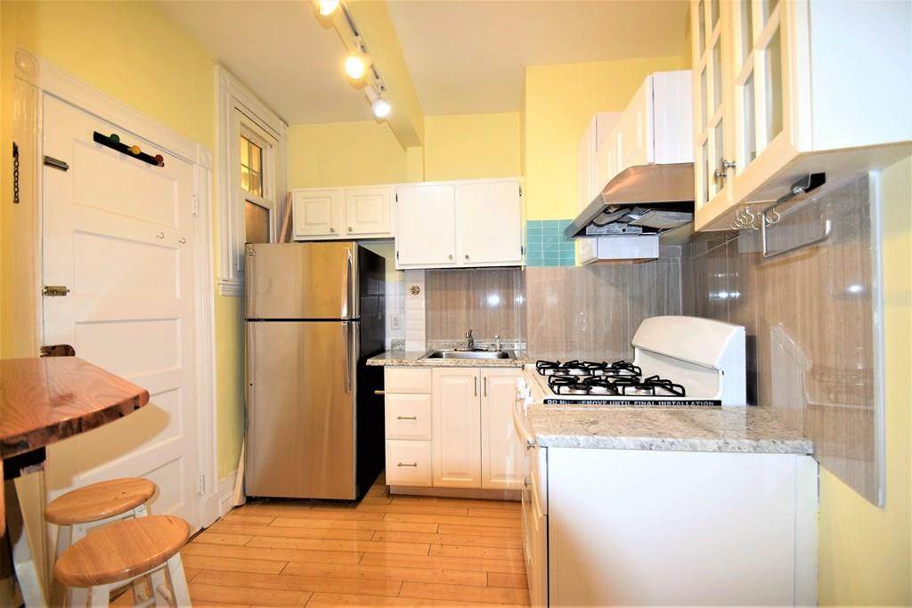 100 Linden St. - Photo 1