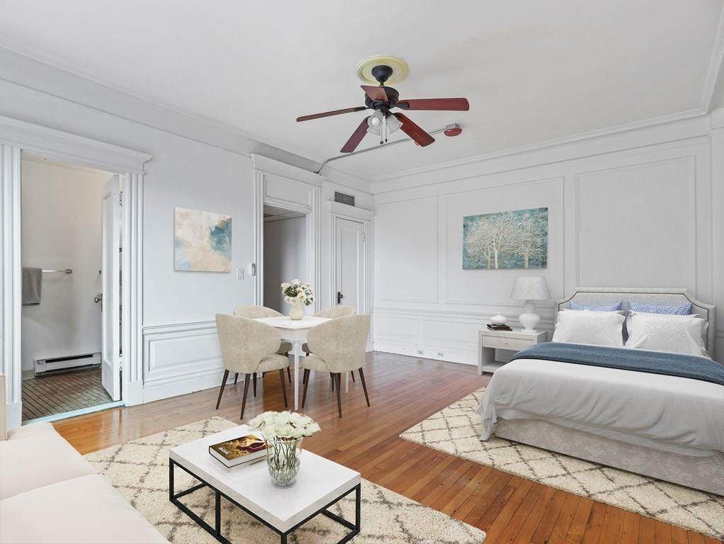 466 Commonwealth Ave - Photo 1