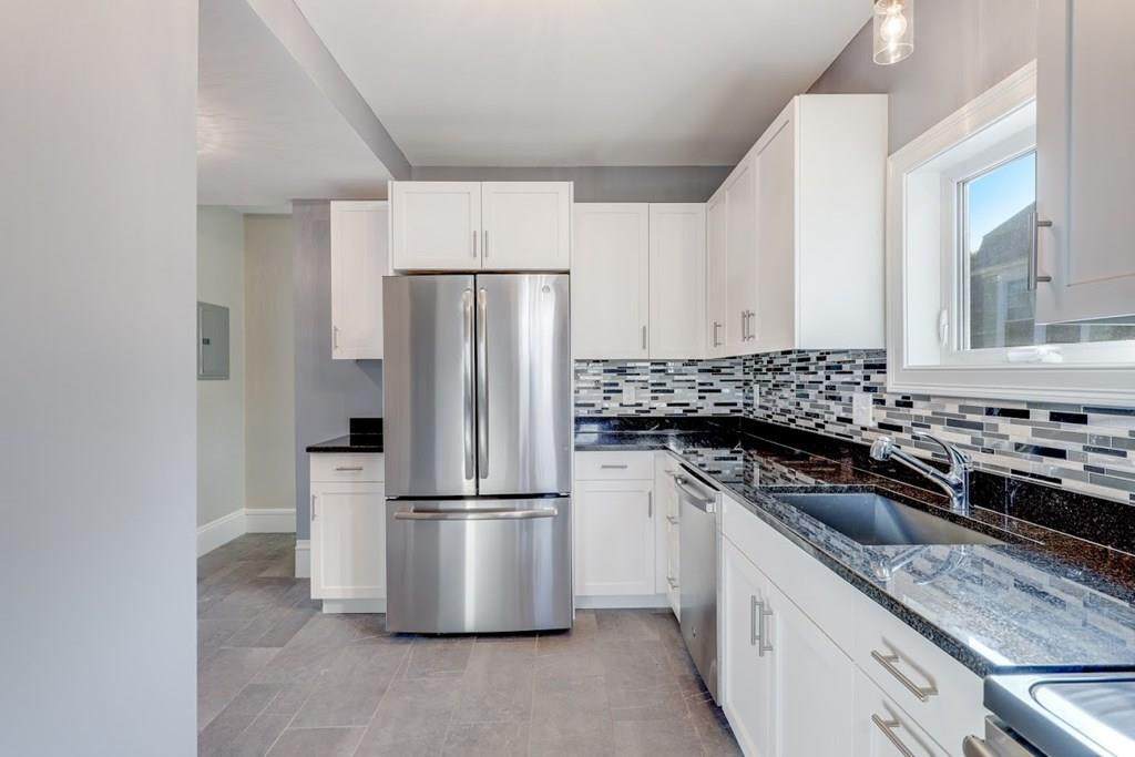 18 King St - Photo 1