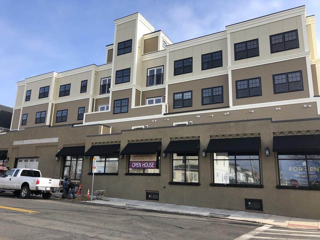 371 Main Street - Photo 1