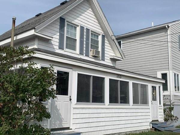 263 North End Boulevard - Photo 1