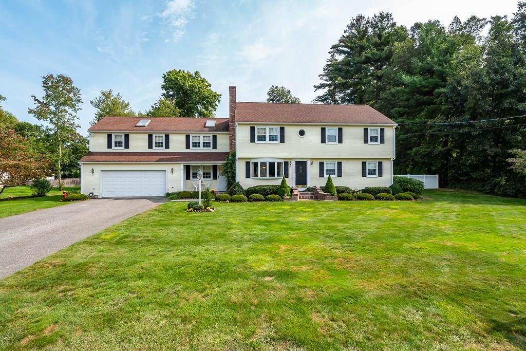 18 Greenleaf Dr - Photo 1