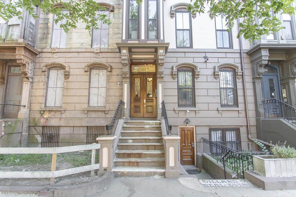 1662 Washington St - Photo 1