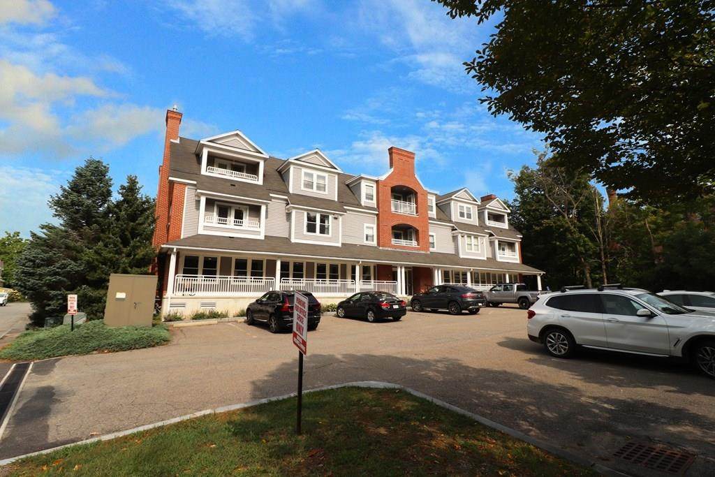 1732 Main St - Photo 1