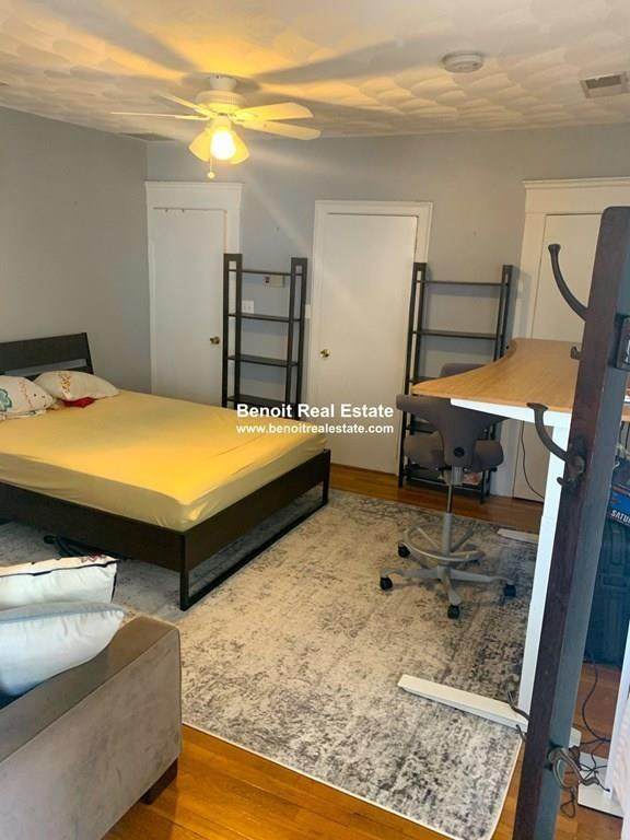 6 Rockwell St - Photo 1
