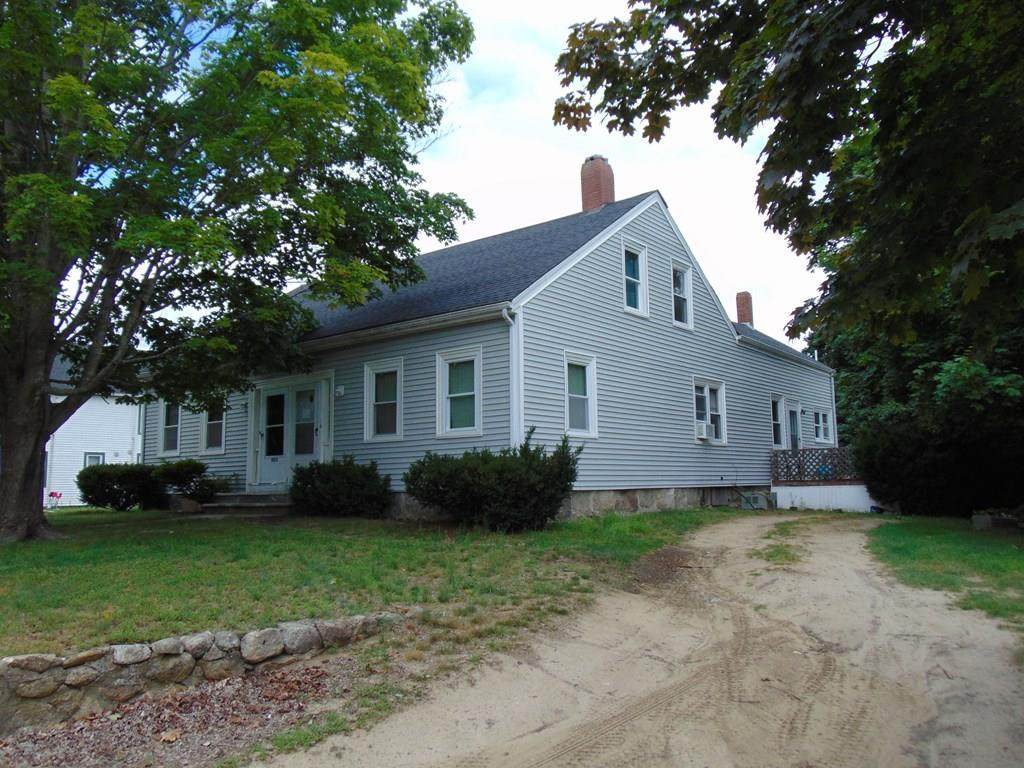 1033 Main St - Photo 1
