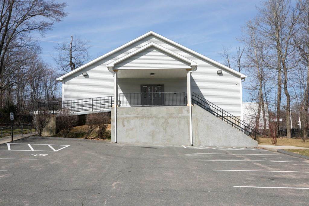 30 Massasoit Ave - Photo 1