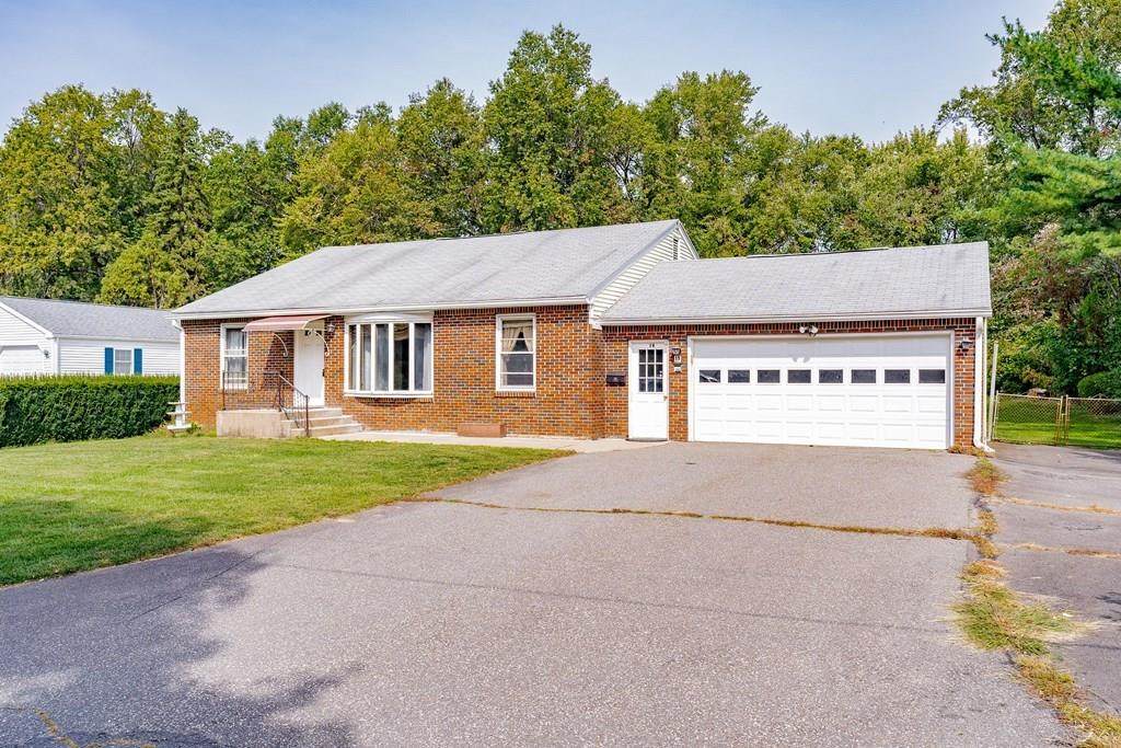 19 Meadowbrook Rd - Photo 1