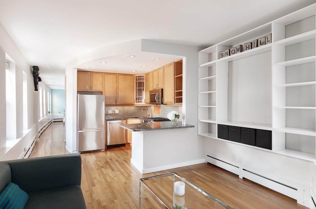 17 Snow Hill - Photo 1