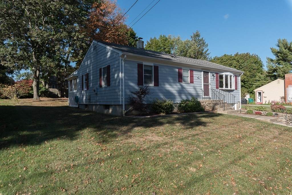 34 Roosevelt Ave - Photo 1