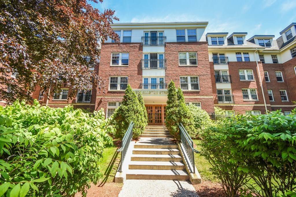 300 Allston St - Photo 1