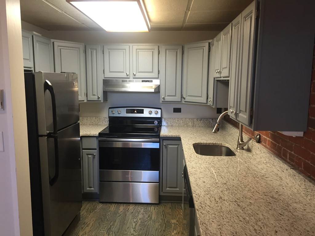 343 Commercial Street - Photo 1