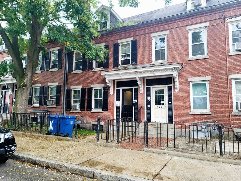 129 Garden Street - Photo 1
