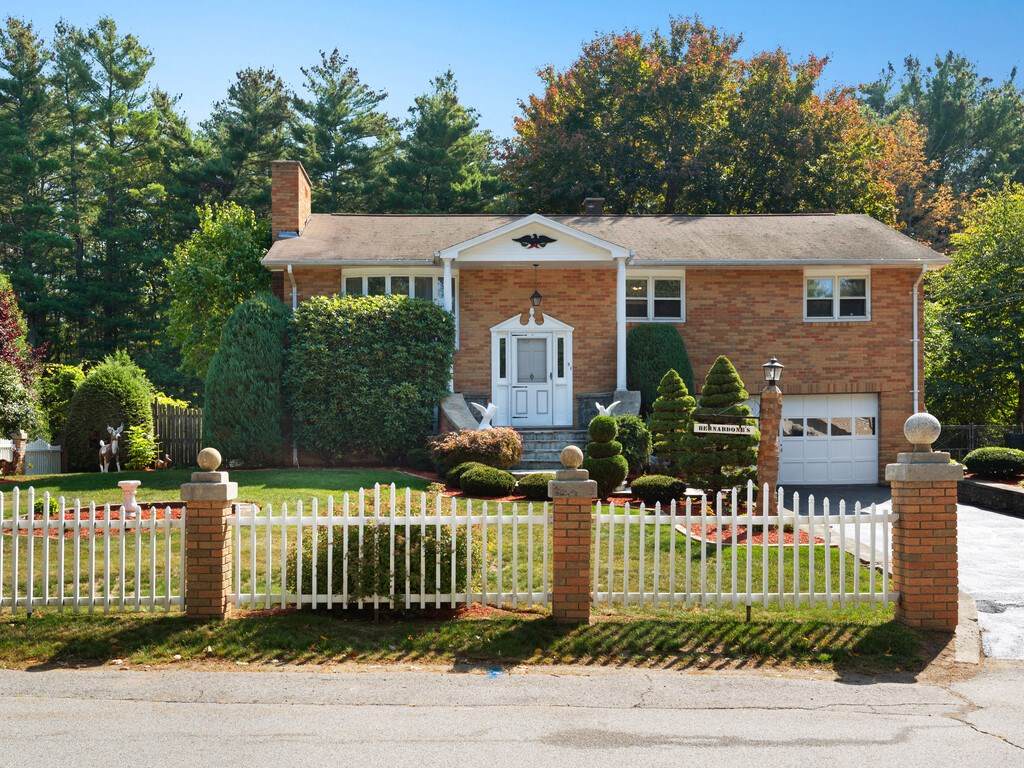 51 Brentwood Drive - Photo 1