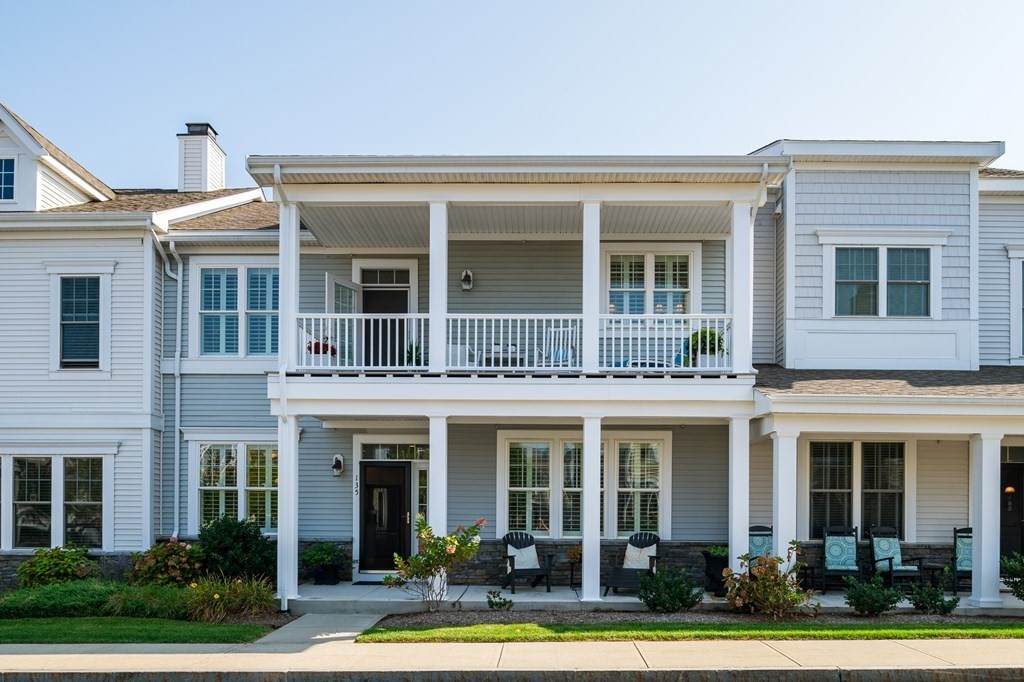 135 Whitaker Lane - Photo 1