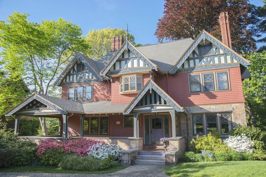 293 Franklin St - Photo 1