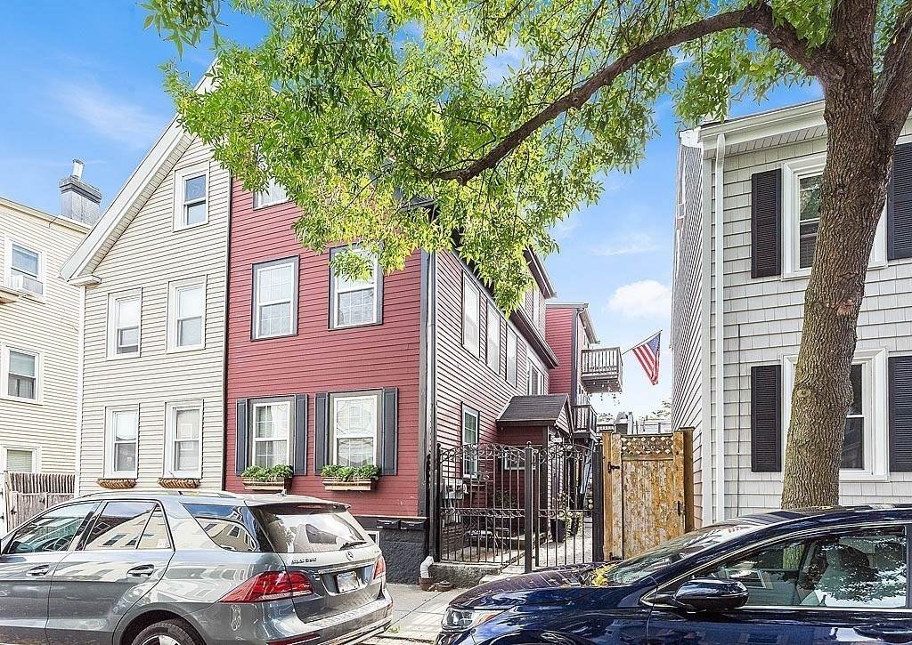 75 Pearl St - Photo 1