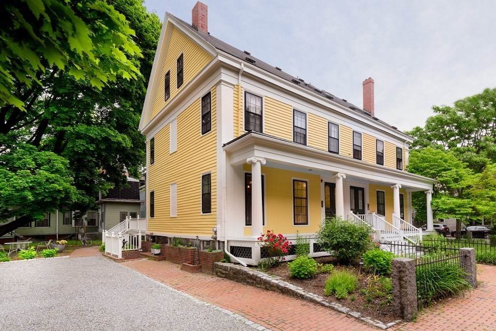 29 William - Photo 1