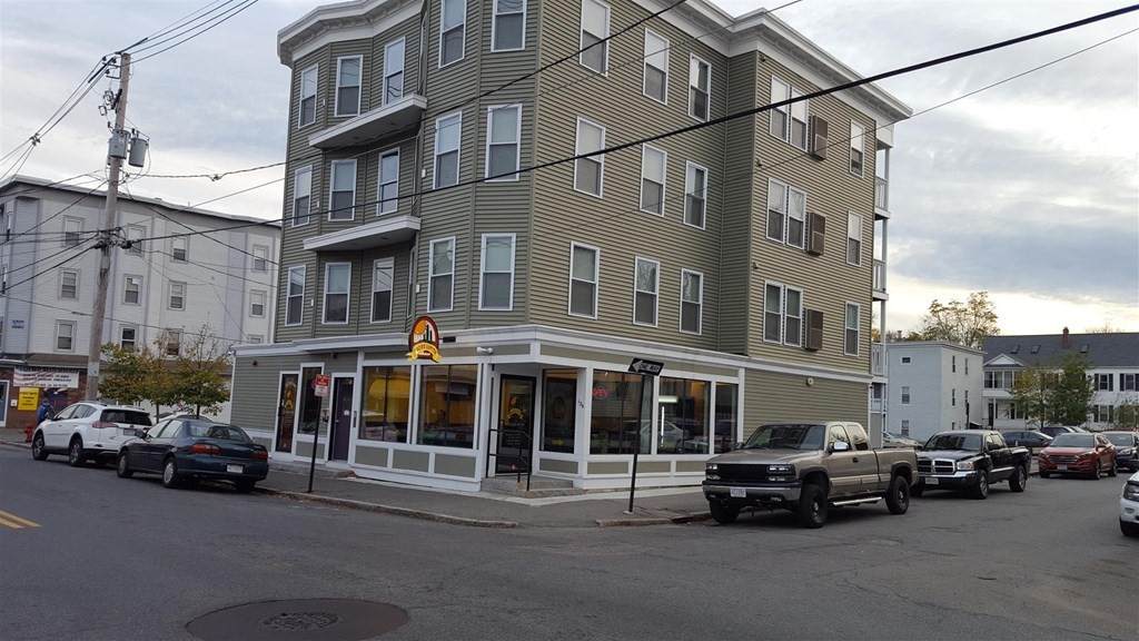 124 University Ave - Photo 1