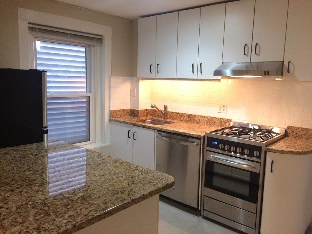 21 Moon Street - Photo 1