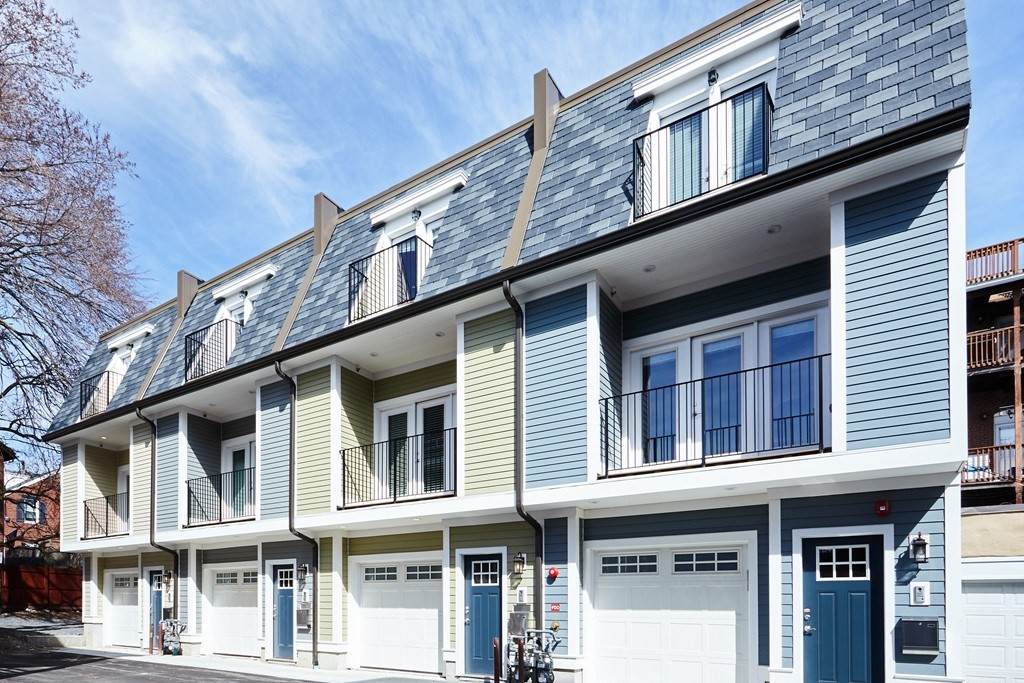 17 Barrett Ave - Photo 1