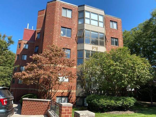 975 Massachusetts Avenue - Photo 1