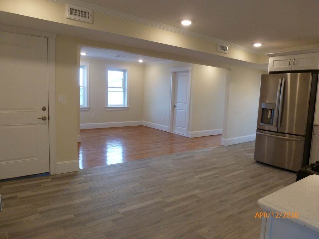 426 Boston Street - Photo 1