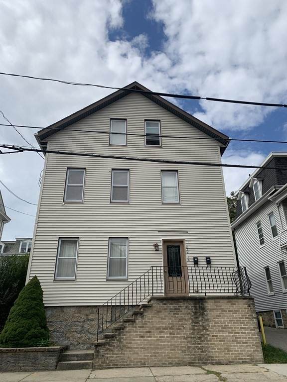 210 Grove St - Photo 1