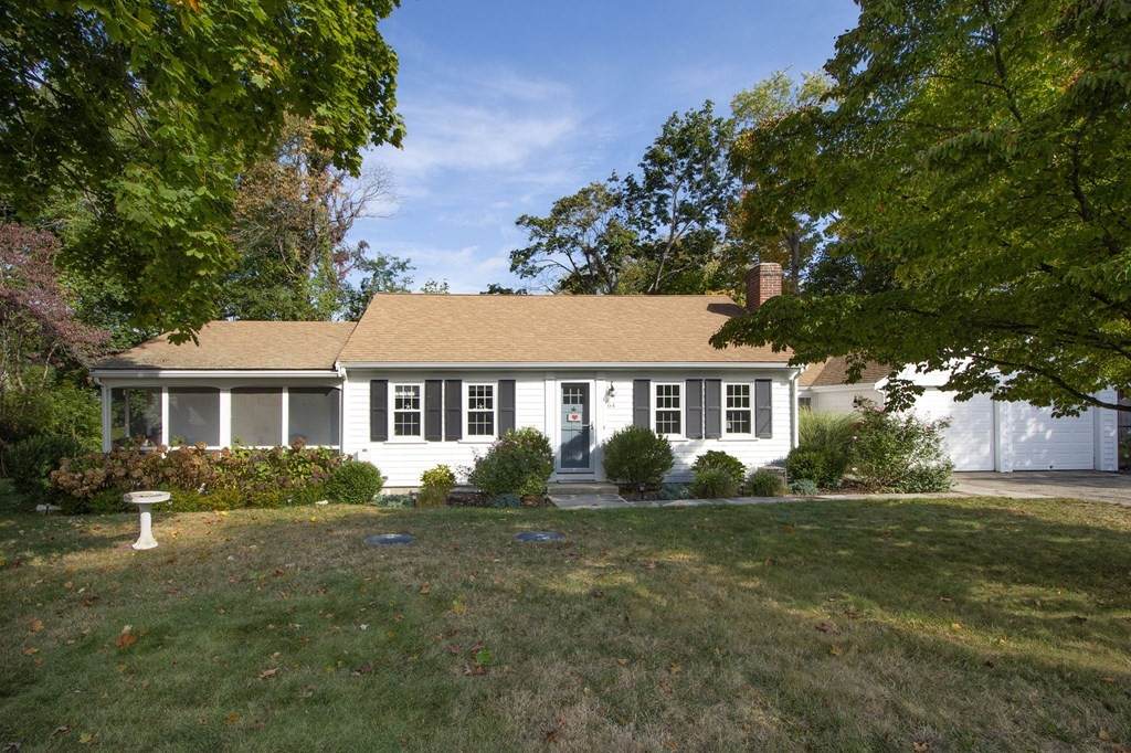 64 Vinal Ave. - Photo 1