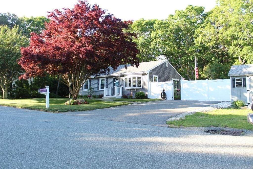 22 Trotting Ln - Photo 1