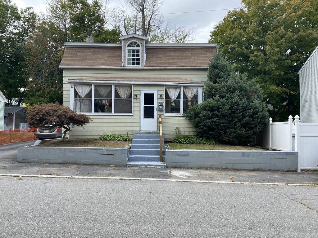 112 Chester St. - Photo 1