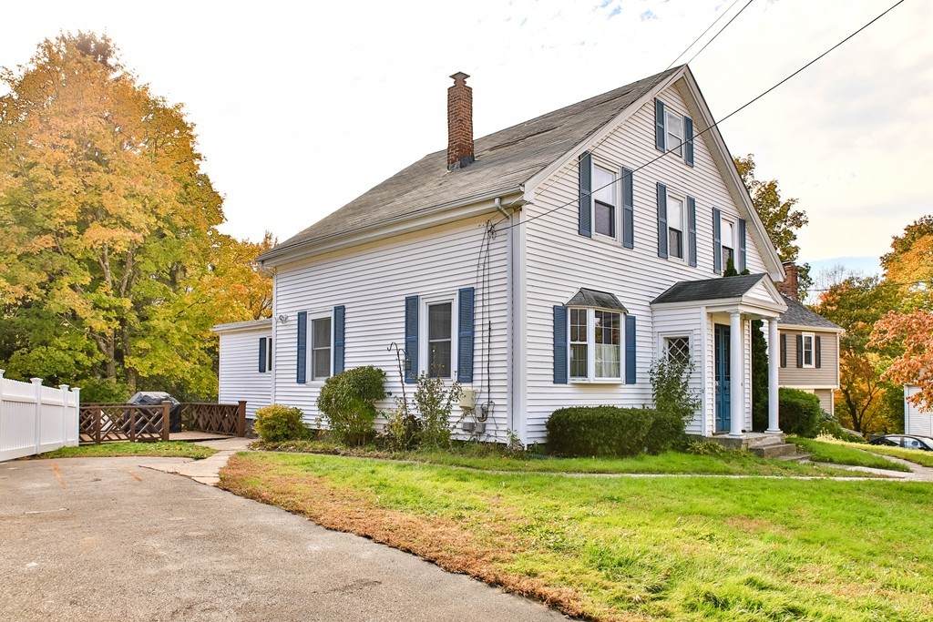 176 Curve St - Photo 1