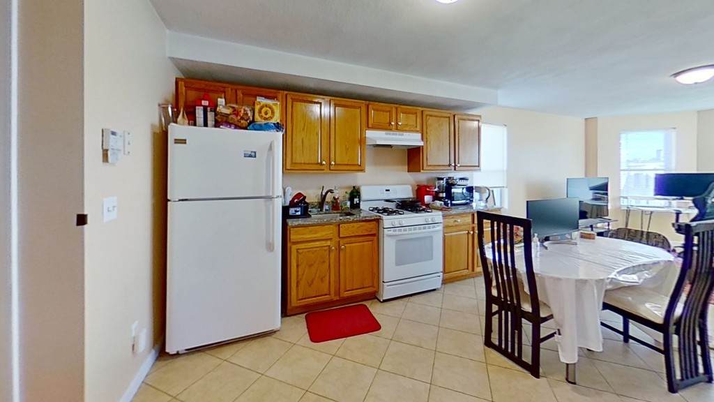 180 Maverick - Photo 1