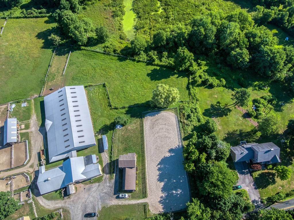 253 Davis Rd - Photo 1