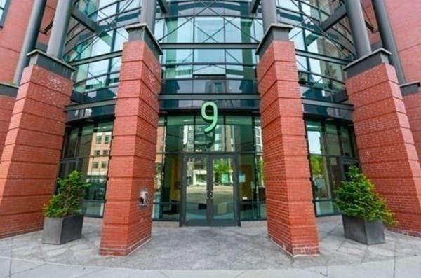 9 West Broadway - Photo 1