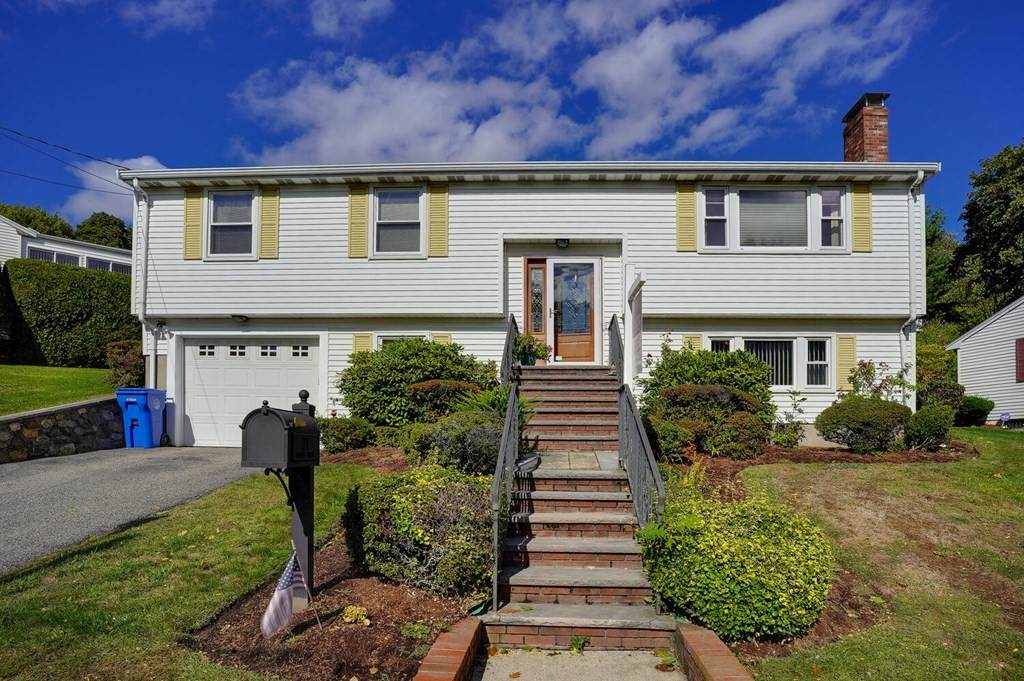 21 Phillips Circle - Photo 1