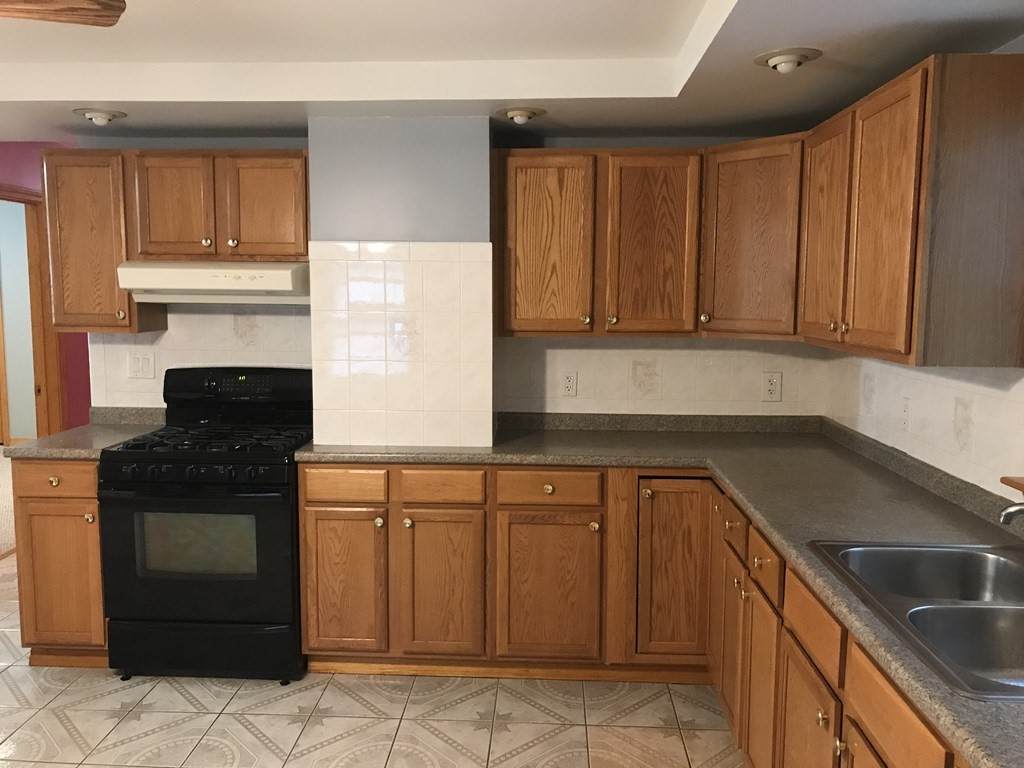 28 Lake Street - Photo 1