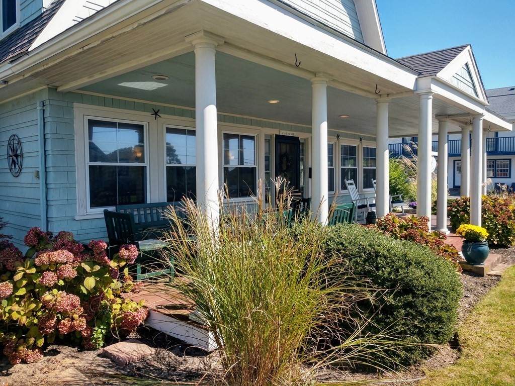 57 Maine Ave - Photo 1