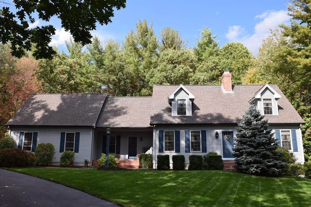 423 Wanoosnoc Road - Photo 1