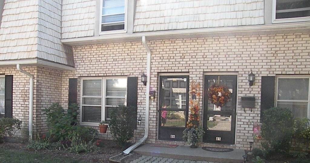 86 Corey Colonial - Photo 1